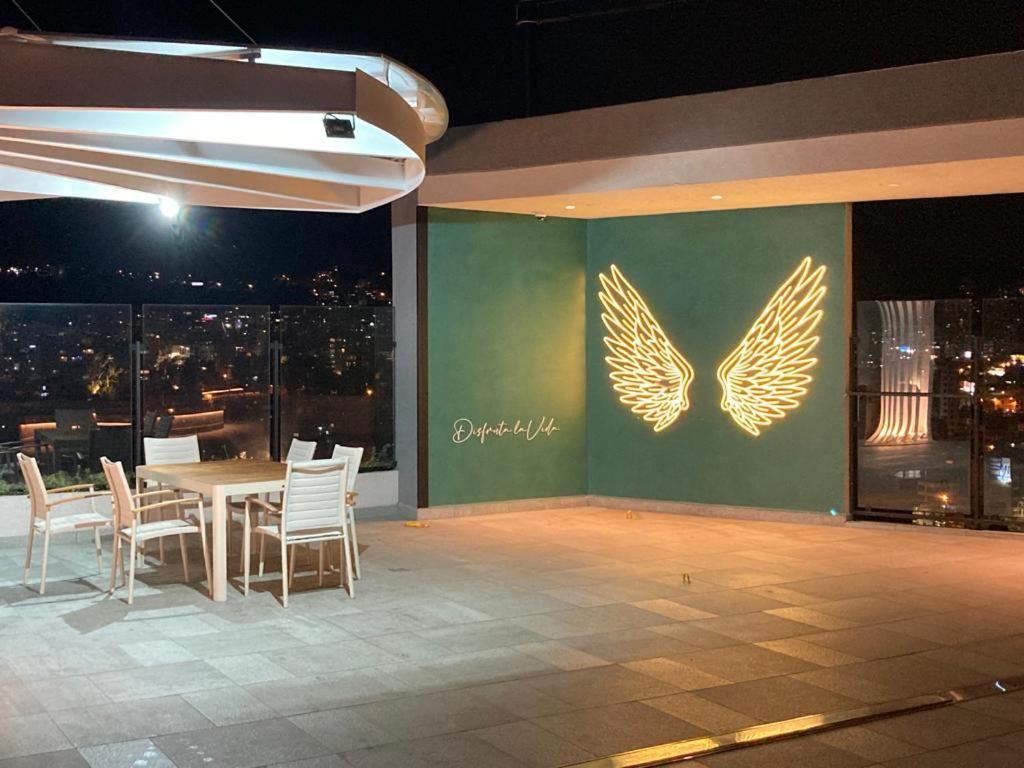 Confort Suite La Carolina Quito Buitenkant foto