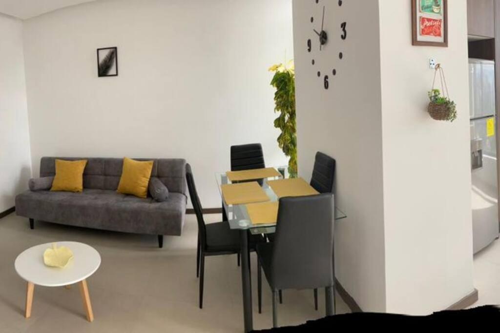 Confort Suite La Carolina Quito Buitenkant foto